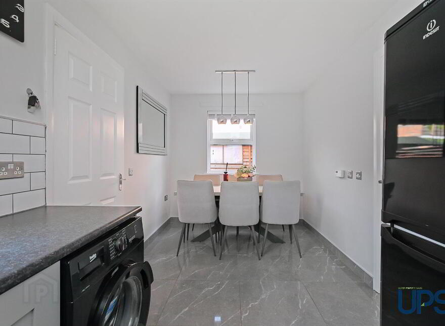9 Lagmore Rise, Dunmurry, Belfast, BT17 0GG