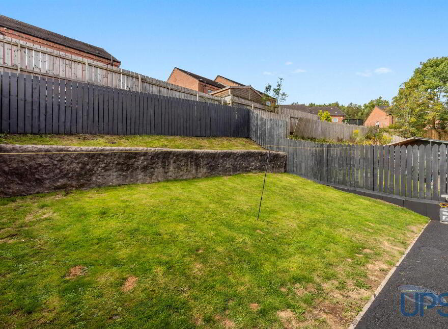 9 Lagmore Rise, Dunmurry, Belfast, BT17 0GG