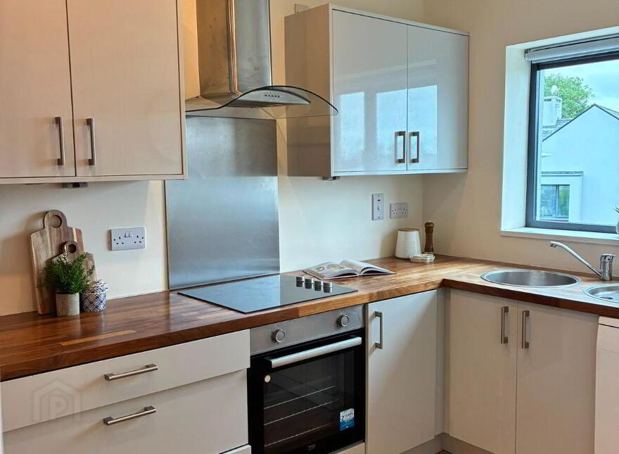 37 Copper Point, Airhill, Schull, P81WP80