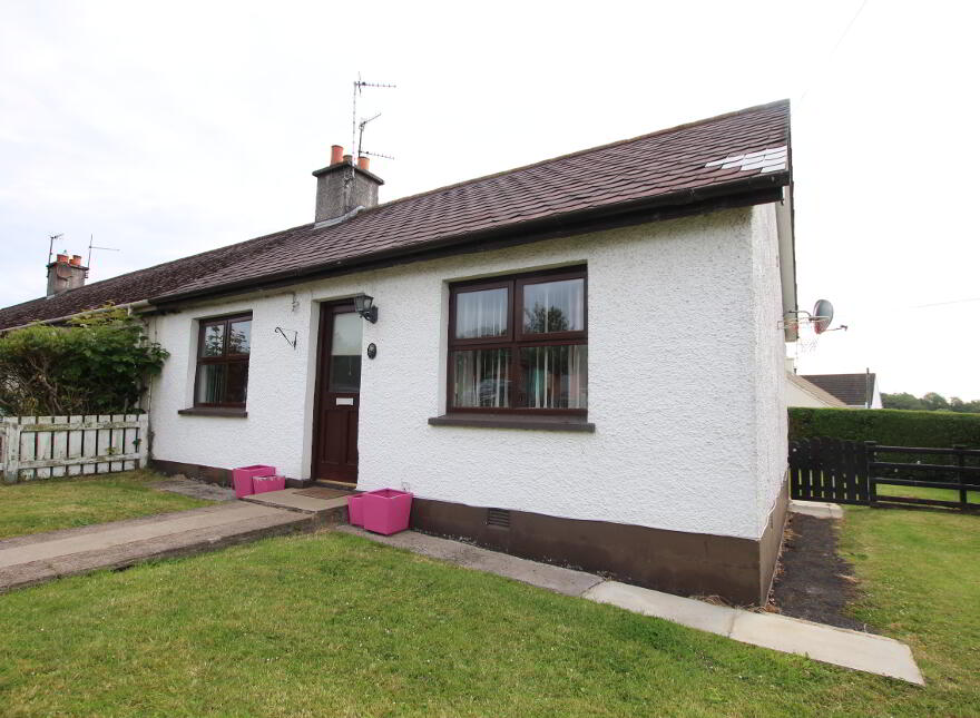 40 New Row, Castledawson, Magherafelt, BT45 8AW photo
