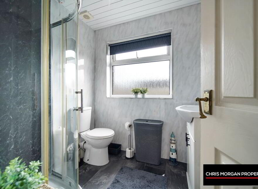15 Roan Park, Eglish, Dungannon, BT70 1NB