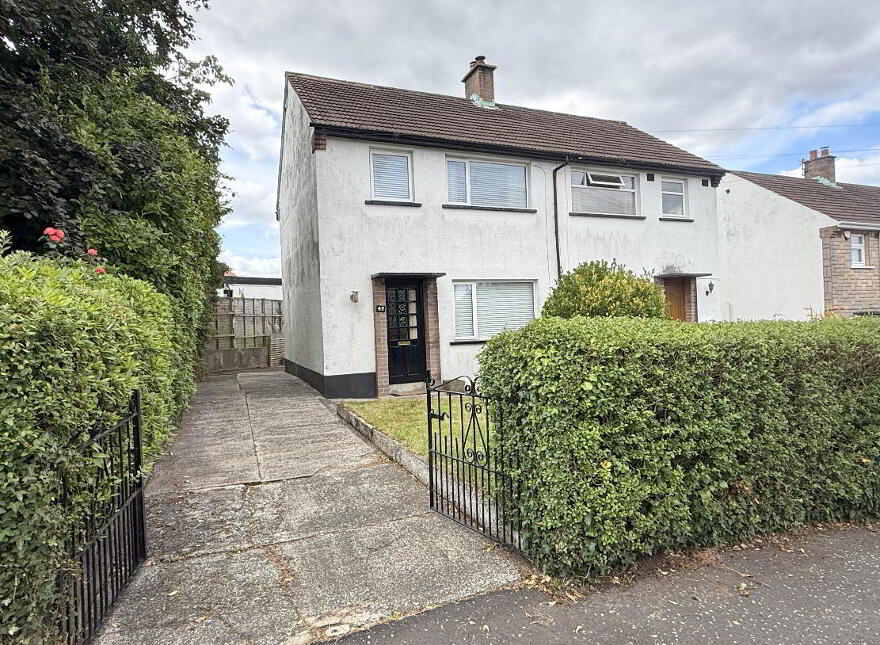 47 Brentwood Park, Castlereagh, Belfast, BT5 7LQ