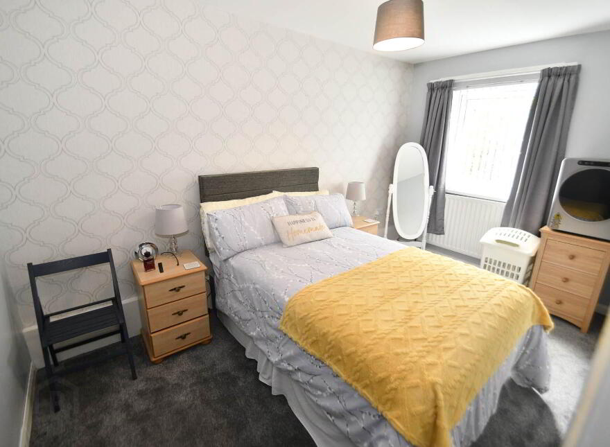 Apt 8, Castleton Court, Osborne Park, Lisburn Road, Belfast, BT9 6HA