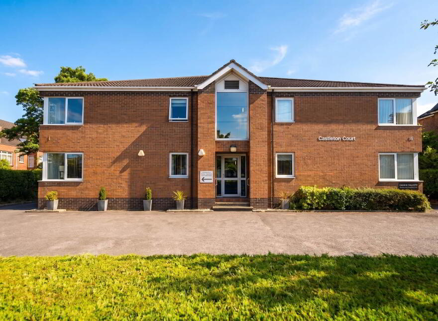Apt 8, Castleton Court, Osborne Park, Lisburn Road, Belfast, BT9 6HA