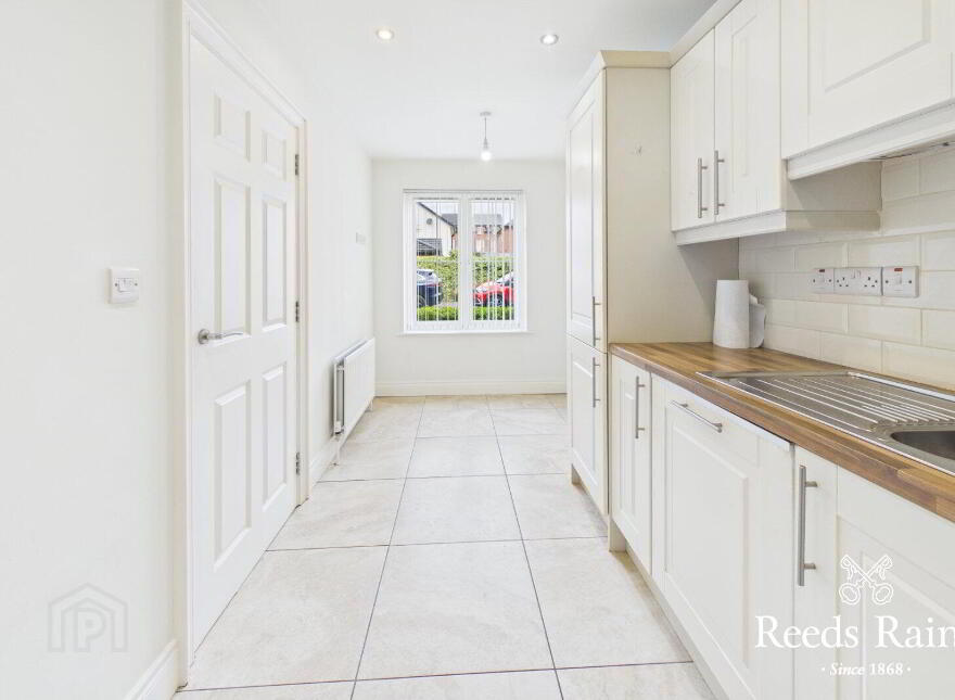 32 Blackwood Avenue, Newtownards, BT23 4XT