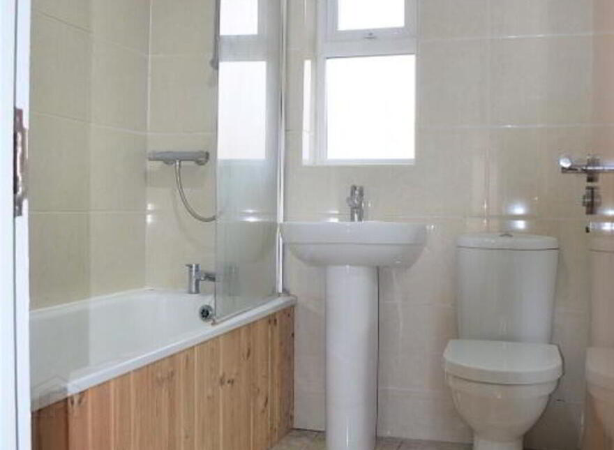 59 Ava Street, Ormeau Road, Belfast, BT7 3BS