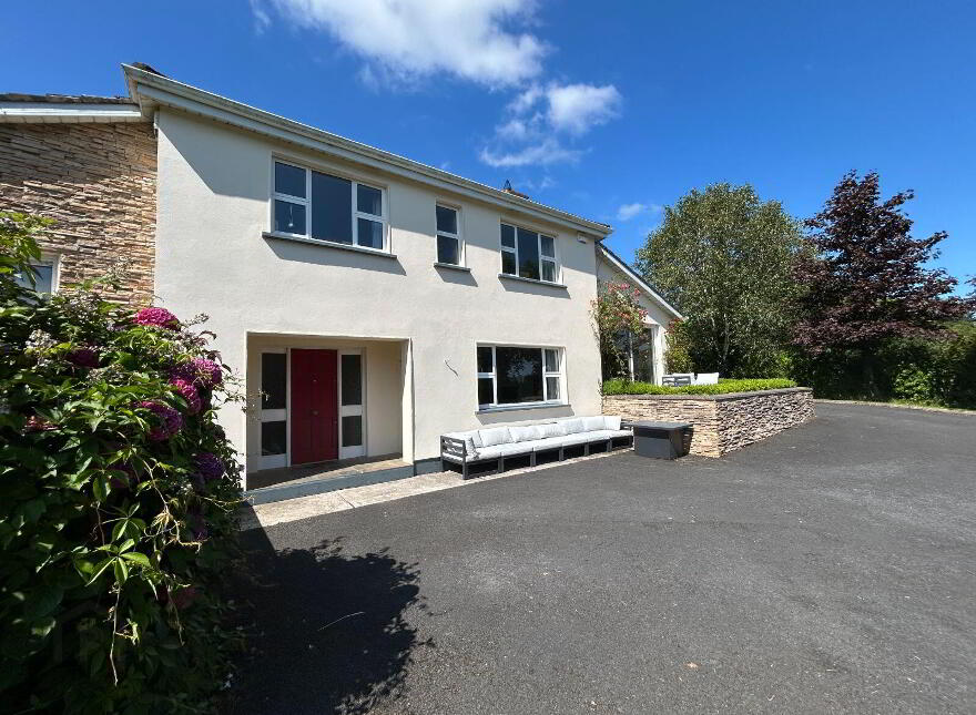 Crofton, Garrynatineel, Ballina, V94WEX4
