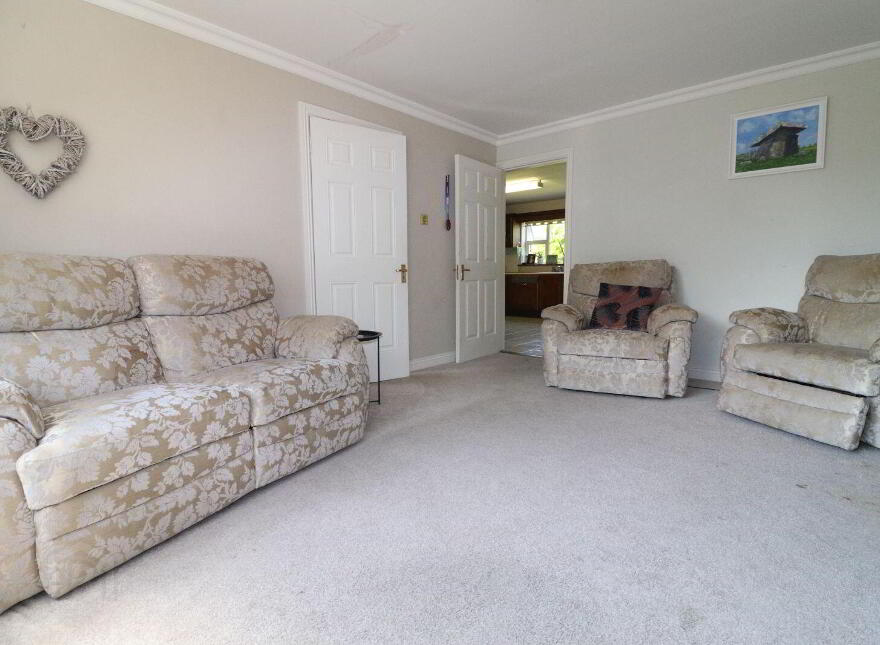 Crofton, Garrynatineel, Ballina, V94WEX4