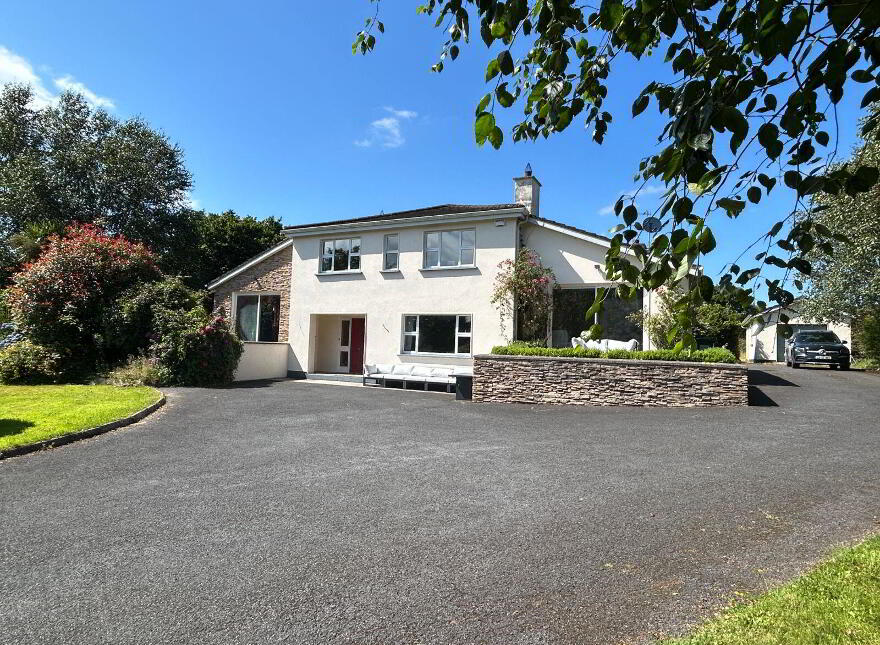 Crofton, Garrynatineel, Ballina, V94WEX4
