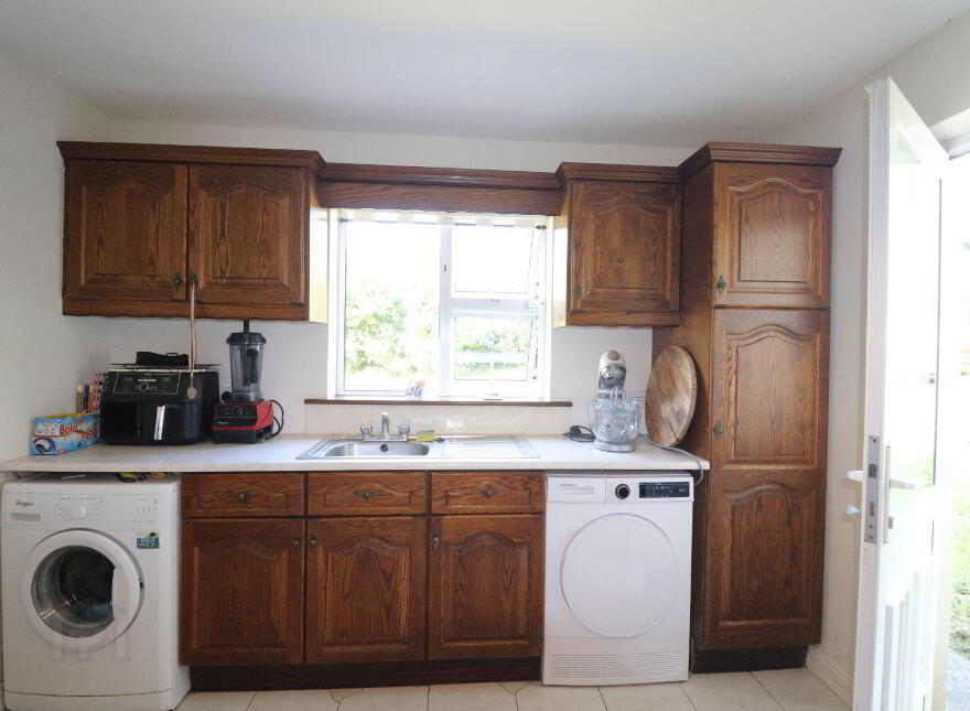 Crofton, Garrynatineel, Ballina, V94WEX4