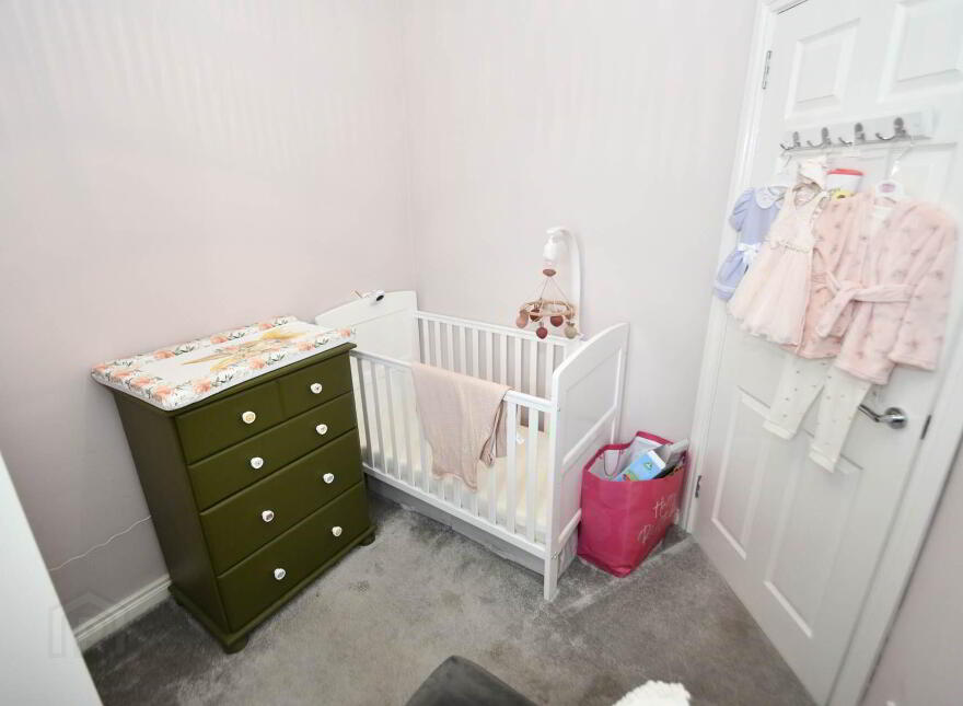 2 Clondara Parade, Falls Road, Belfast, BT12 6ES