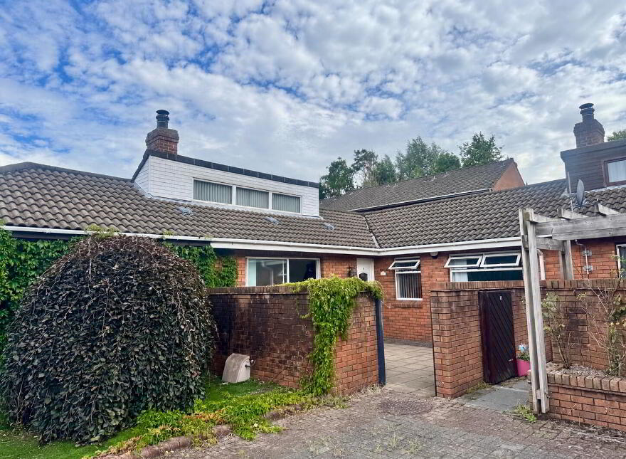 19 Upper Malone Crescent, Upper Malone, Belfast, BT9 6PR