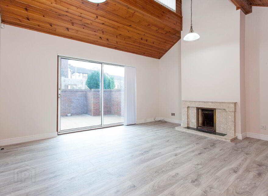 19 Upper Malone Crescent, Upper Malone, Belfast, BT9 6PR