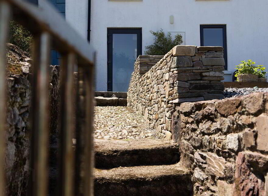 Guileen Cottages, Monatrea, Kinsalebeg, P36XN60