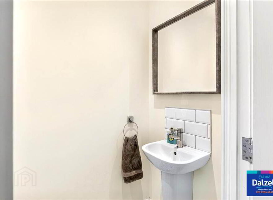 10 Ballantine Square, Lisburn, BT27 5FU