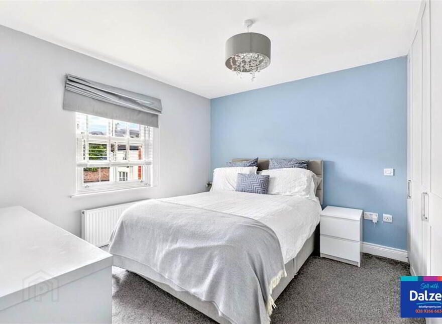 10 Ballantine Square, Lisburn, BT27 5FU