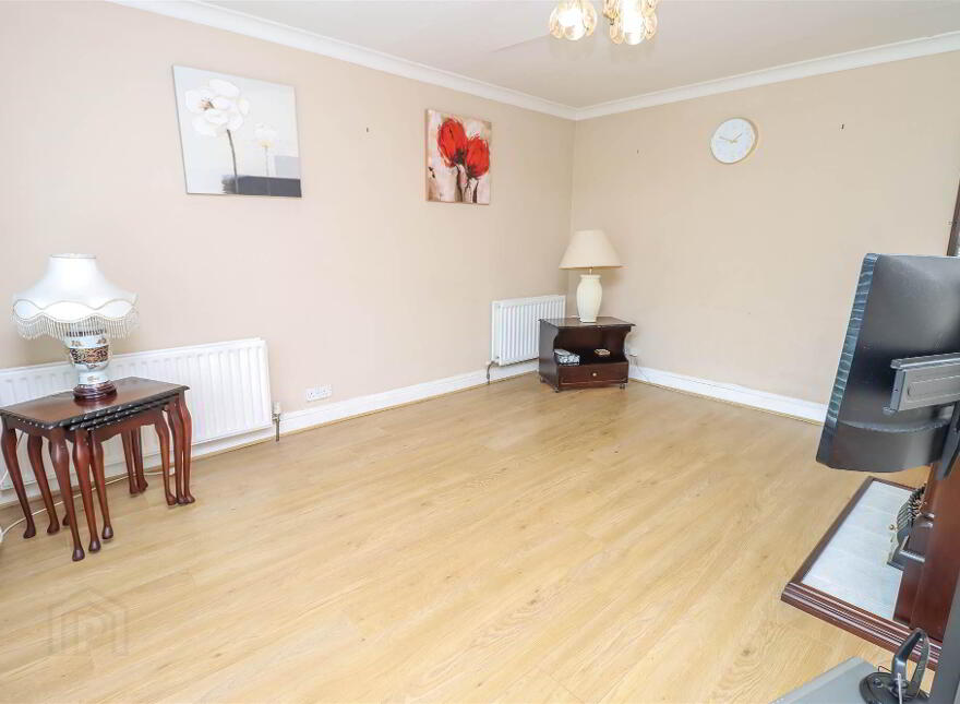 15 Lowland Avenue, Belfast, BT5 7BH