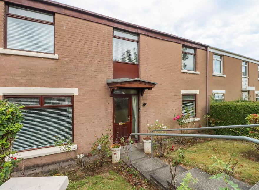 15 Lowland Avenue, Dundonald, Belfast, BT5 7BH
