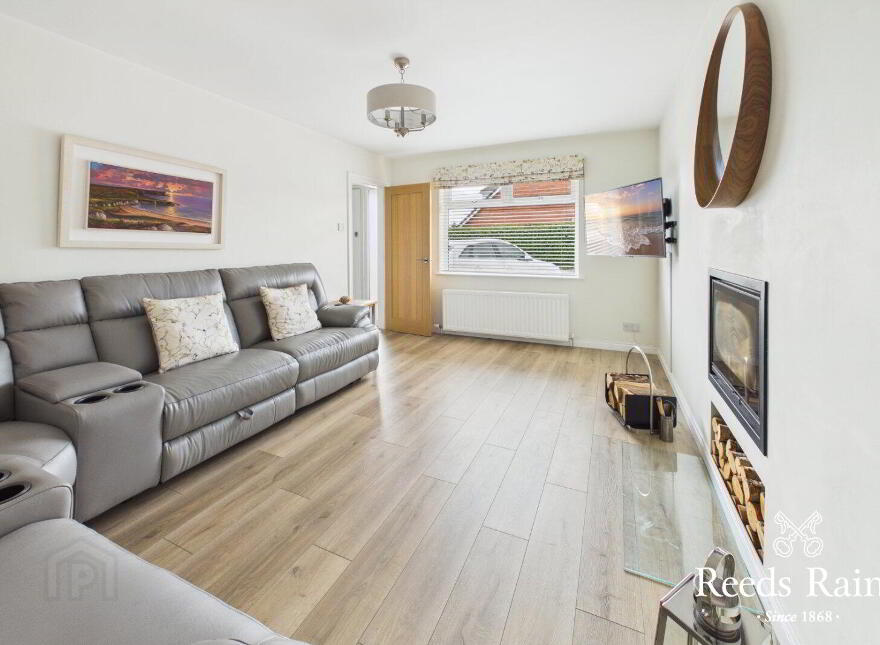 2 Dunkeld Close, Bangor, BT19 6RJ