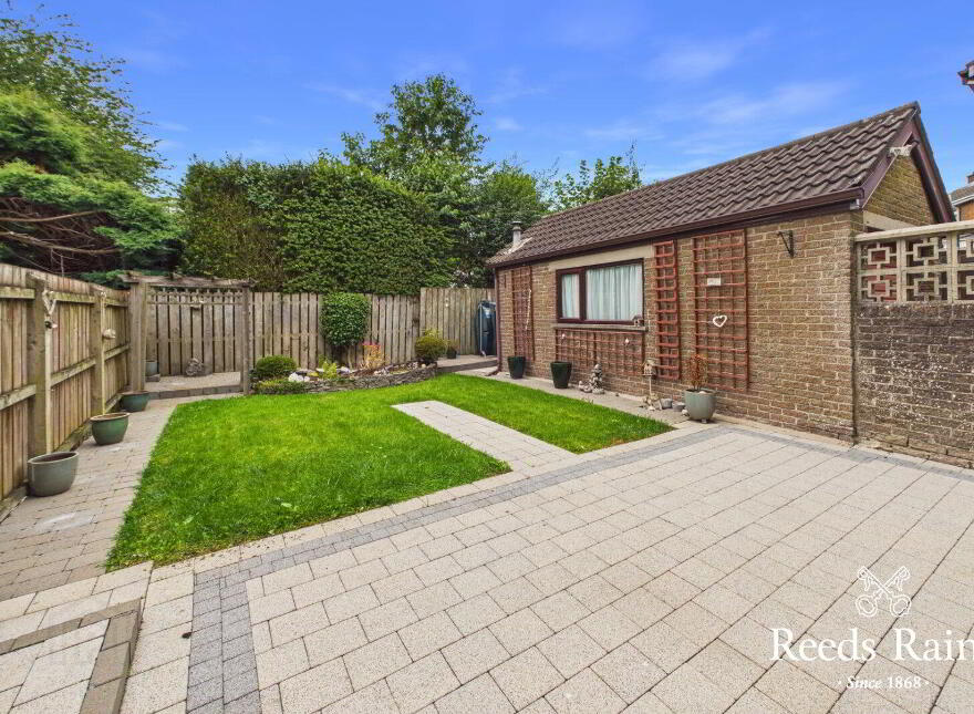 7 Wood Island Park, Newtownards, BT23 7BJ
