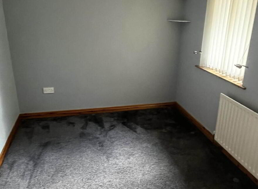 6 Sunnyside Court, Enniskillen, BT74 4EX