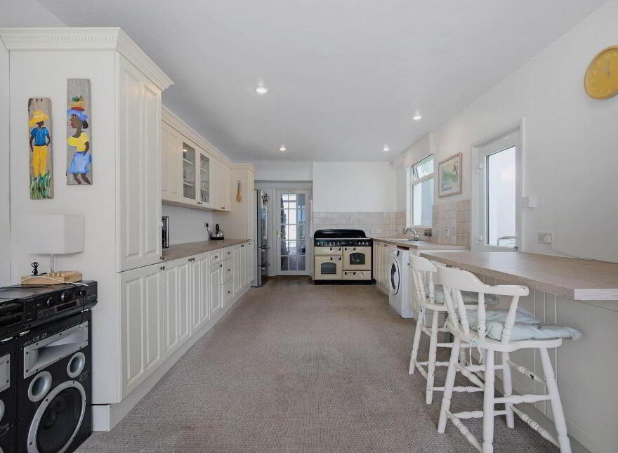 20 Ballyholme Esplanade, Bangor, BT20 5LZ