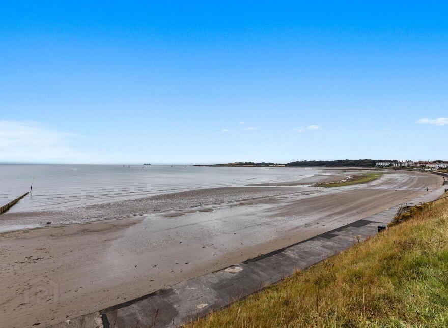 20 Ballyholme Esplanade, Bangor, BT20 5LZ
