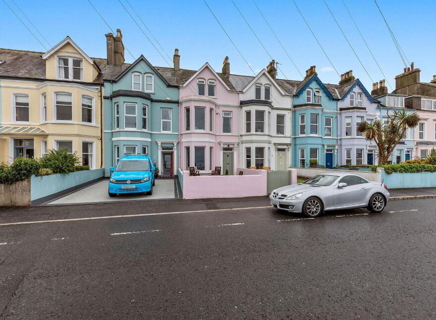 20 Ballyholme Esplanade, Bangor, BT20 5LZ