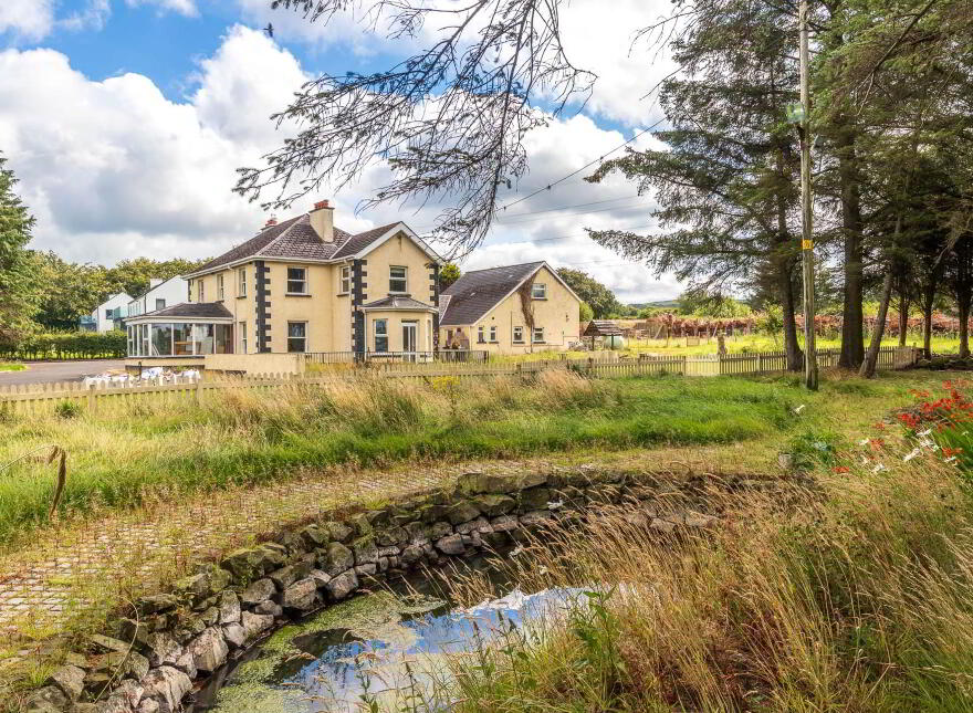 33 Lisglass Road, Ballyclare, BT39 9NW