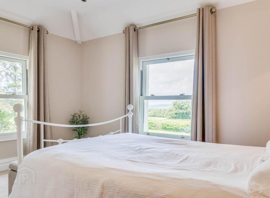 33 Lisglass Road, Ballyclare, BT39 9NW