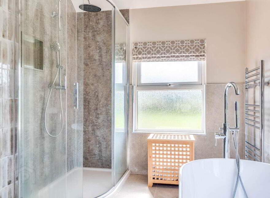 33 Lisglass Road, Ballyclare, BT39 9NW