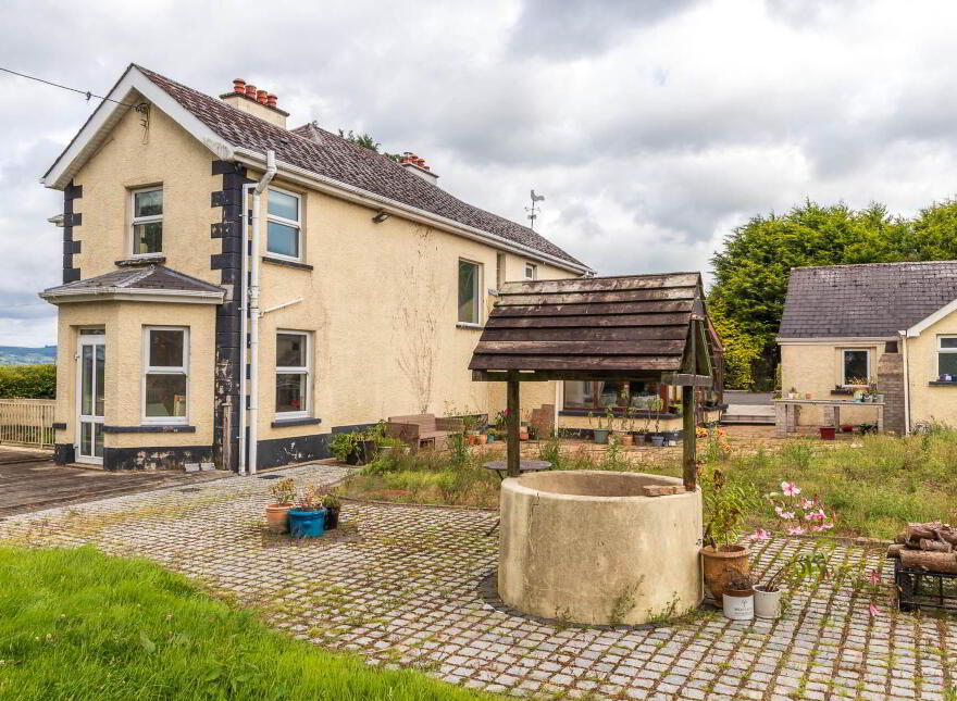 33 Lisglass Road, Ballyclare, BT39 9NW