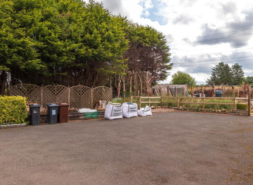 33 Lisglass Road, Ballyclare, BT39 9NW