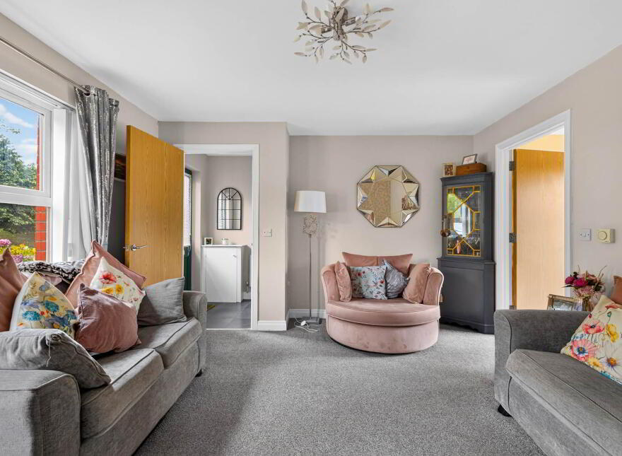 45 Sir Richard Wallace Road, Lisburn, BT28 3ZH