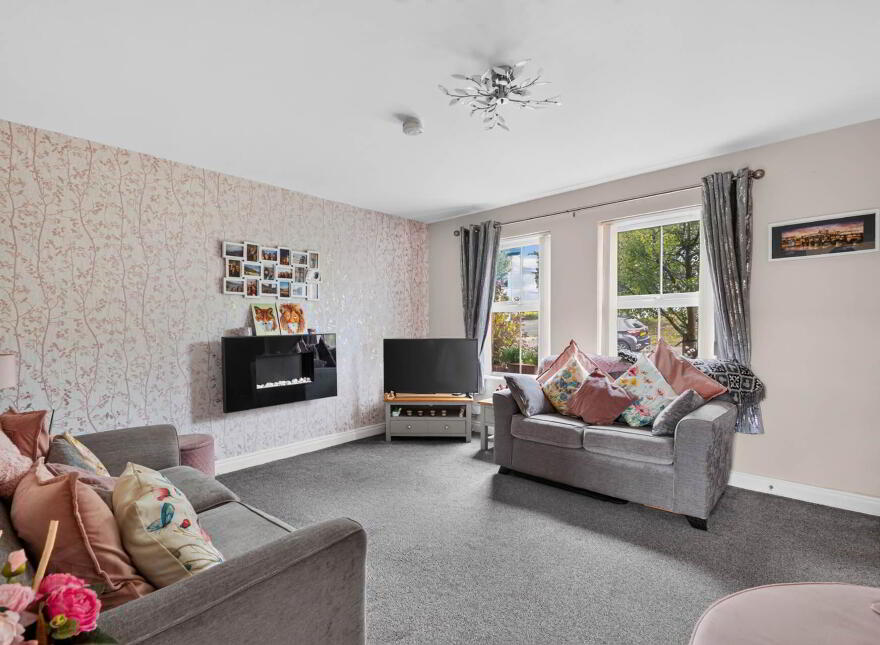 45 Sir Richard Wallace Road, Lisburn, BT28 3ZH
