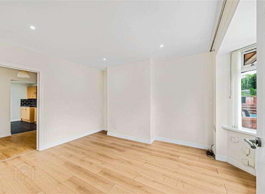 9 York Parade, Shore Road, Belfast, BT15 3QZ