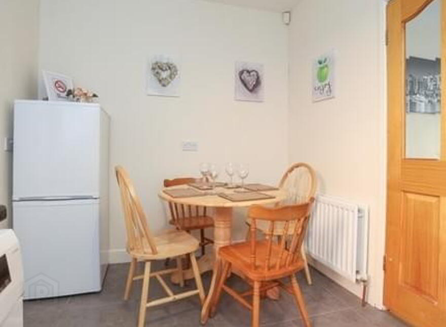 30 Runnymede Parade, Tates Avenue, Belfast South, Belfast, BT12 6NF