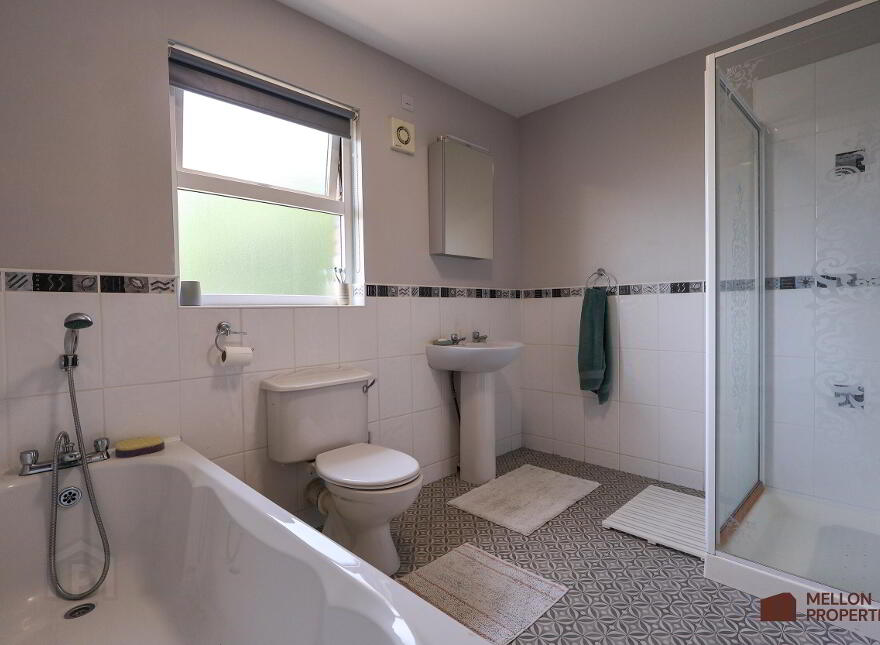 6 Coolnagard Grove, Omagh, BT78 1AW