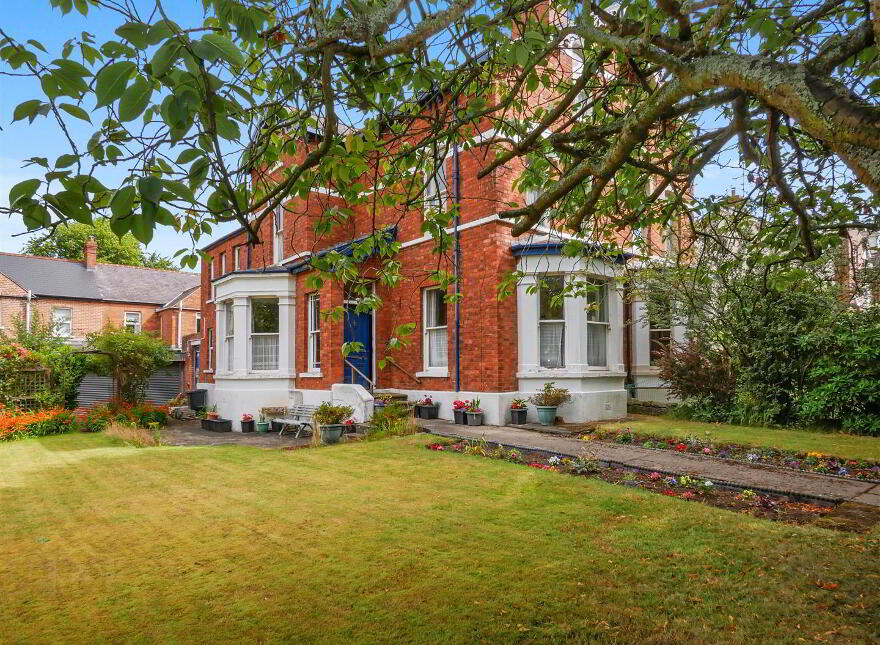 Daisyfield Villas, 76 South Parade, Ravenhill Road, Belfast, BT7 2GQ