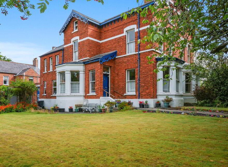 Daisyfield Villas, 76 South Parade, Ravenhill Road, Belfast, BT7 2GQ
