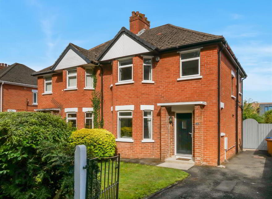 21 Willowbank Drive, Rosetta, Belfast, BT6 0LN