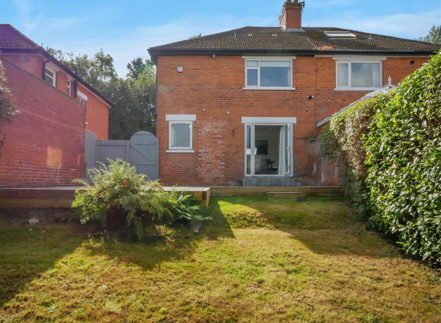 21 Willowbank Drive, Rosetta, Belfast, BT6 0LN