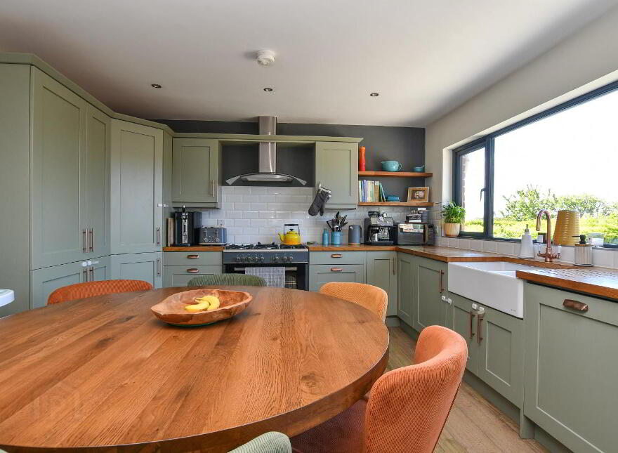 43 Bayview Road, Bangor, BT19 6AR