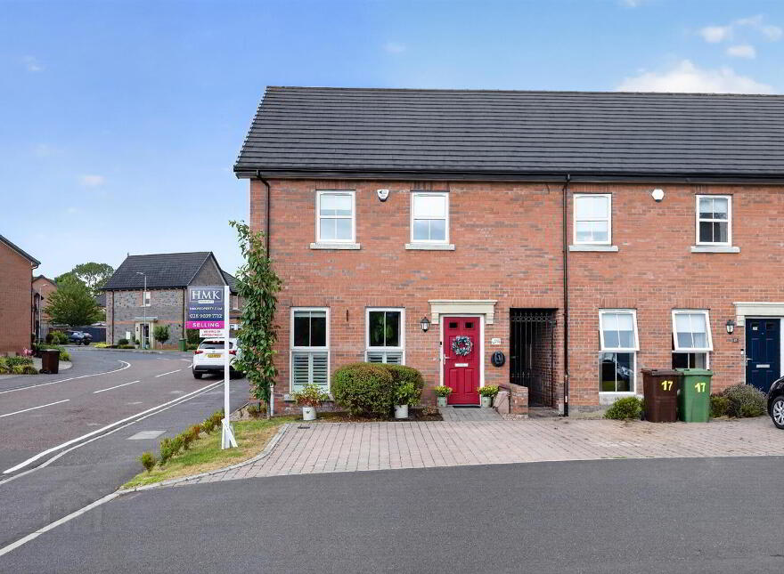 15 Meadow Crescent, Magheralave Meadows, Lisburn, BT28 3RN