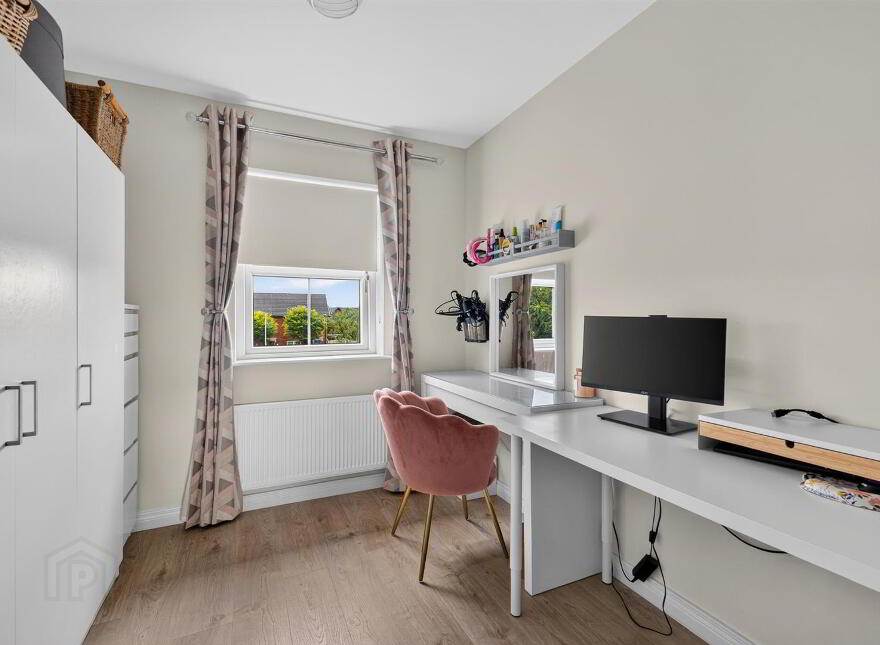 15 Meadow Crescent, Magheralave Meadows, Lisburn, BT28 3RN