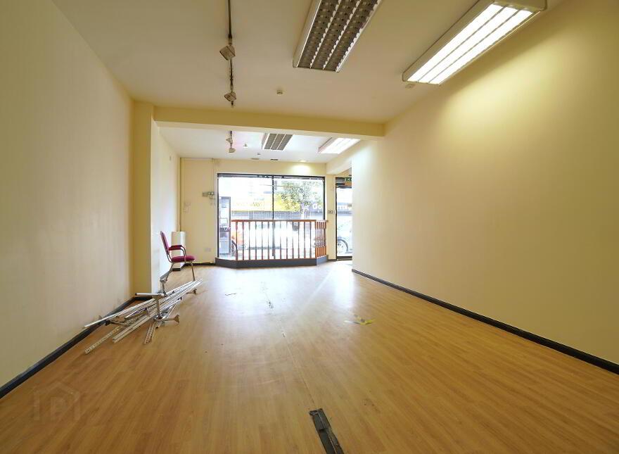 349 Newtownards Road, Belfast, BT4 1AJ