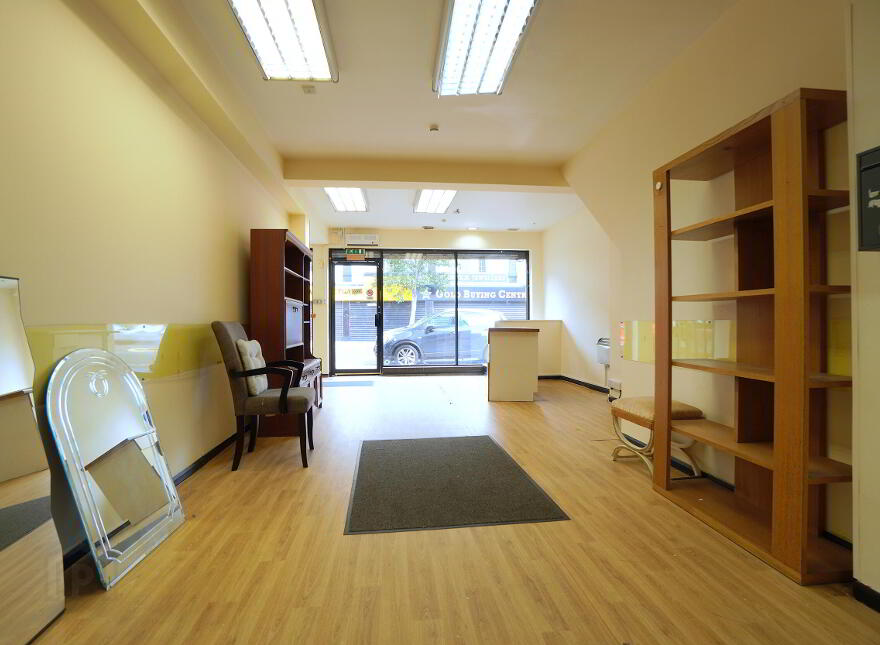 349 Newtownards Road, Belfast, BT4 1AJ