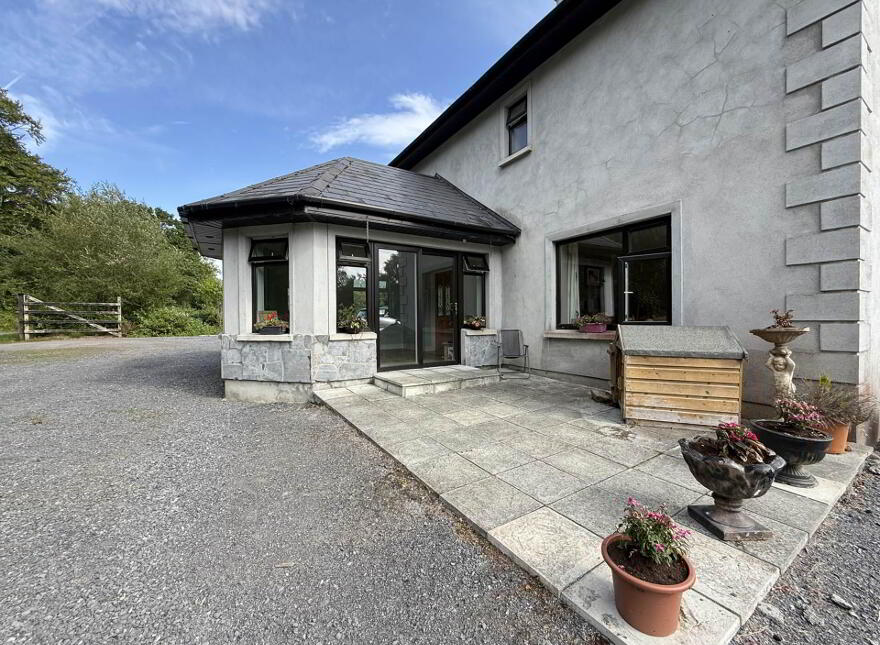 Deerbrook House, Kilcoran, Cahir, County Tipperary, E21EF89