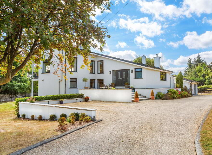 Innisfree, Kilmacanogue South, Killough, A98N2K4