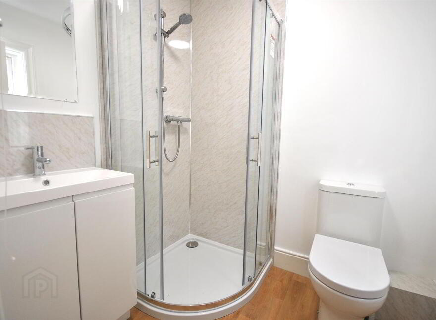 1B Clifton Road, Bangor, BT20 5EW